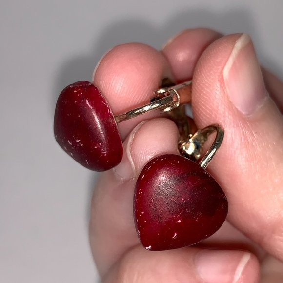 13 mm Red Howlite Clip Earrings - Picture 2 of 14